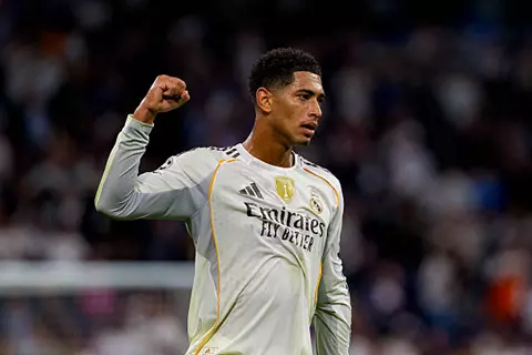 بين ألونسو وأنشيلوتي.. بيلينجهام يكشف ماذا تغير في ريال مدريد؟